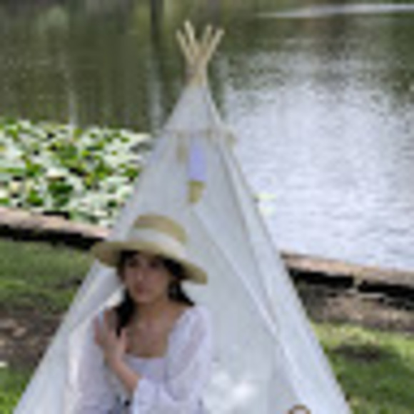 Meet your Posher, Lynnette - Picture 1 of 1